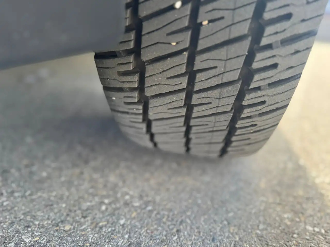 Novu Furgon Mercedes-Benz Sprinter 317 CDI Maxi Lang Mixto AHK 3,5t MBUX: slika 16 Novu Furgon Mercedes-Benz Sprinter 317 CDI Maxi Lang Mixto AHK 3,5t MBUX: slika 16