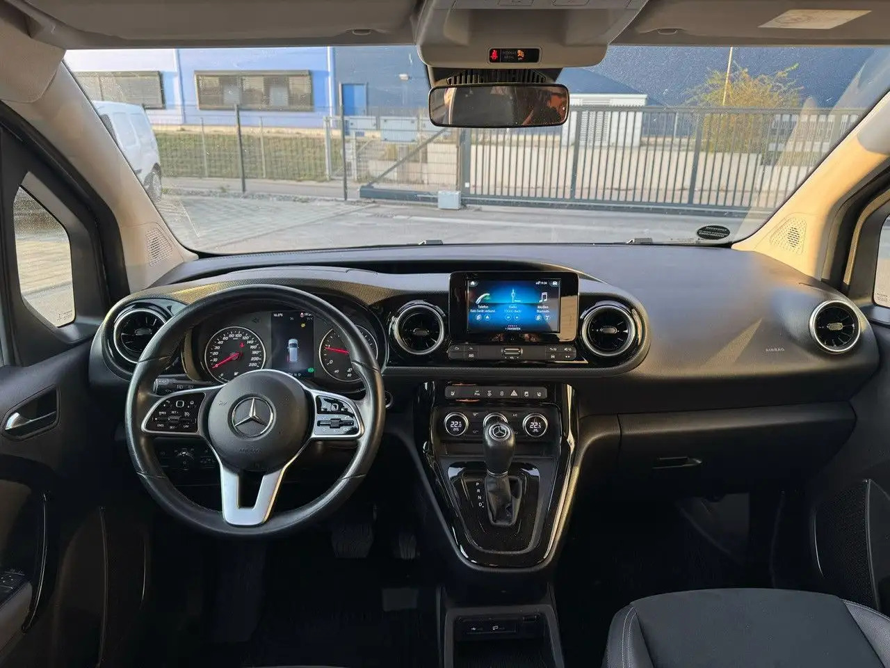 Mercedes-Benz T-Class T -Klasse 160 d standard - Automobil: slika 4 Mercedes-Benz T-Class T -Klasse 160 d standard - Automobil: slika 4