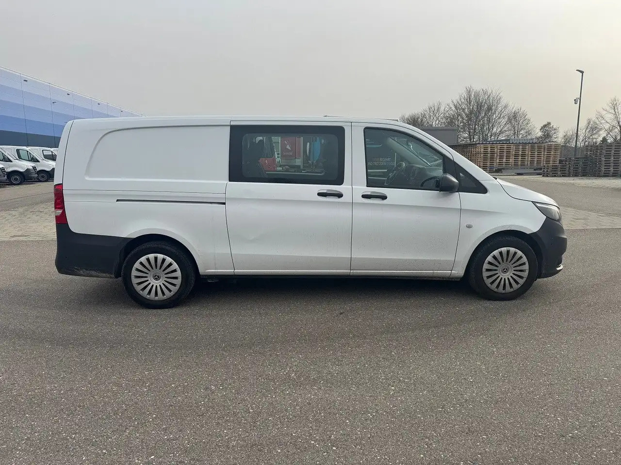 Mercedes-Benz Vito 116 CDI Lang Extralang Mixto Klima - Furgon: slika 4 Mercedes-Benz Vito 116 CDI Lang Extralang Mixto Klima - Furgon: slika 4