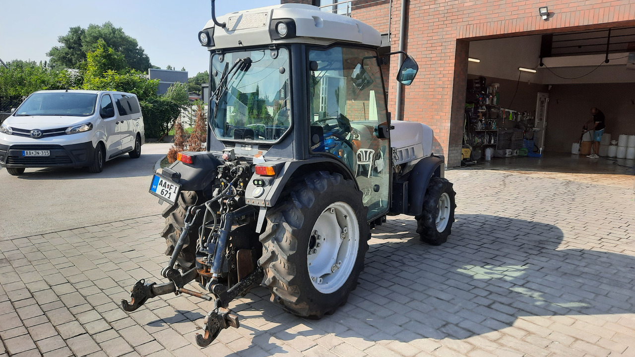 LAMBORGHINI RV90 Automatic - Poljoprivredna mašina: slika 4 LAMBORGHINI RV90 Automatic - Poljoprivredna mašina: slika 4