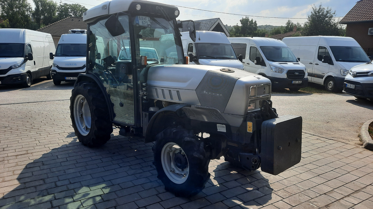 LAMBORGHINI RV90 Automatic - Poljoprivredna mašina: slika 3 LAMBORGHINI RV90 Automatic - Poljoprivredna mašina: slika 3