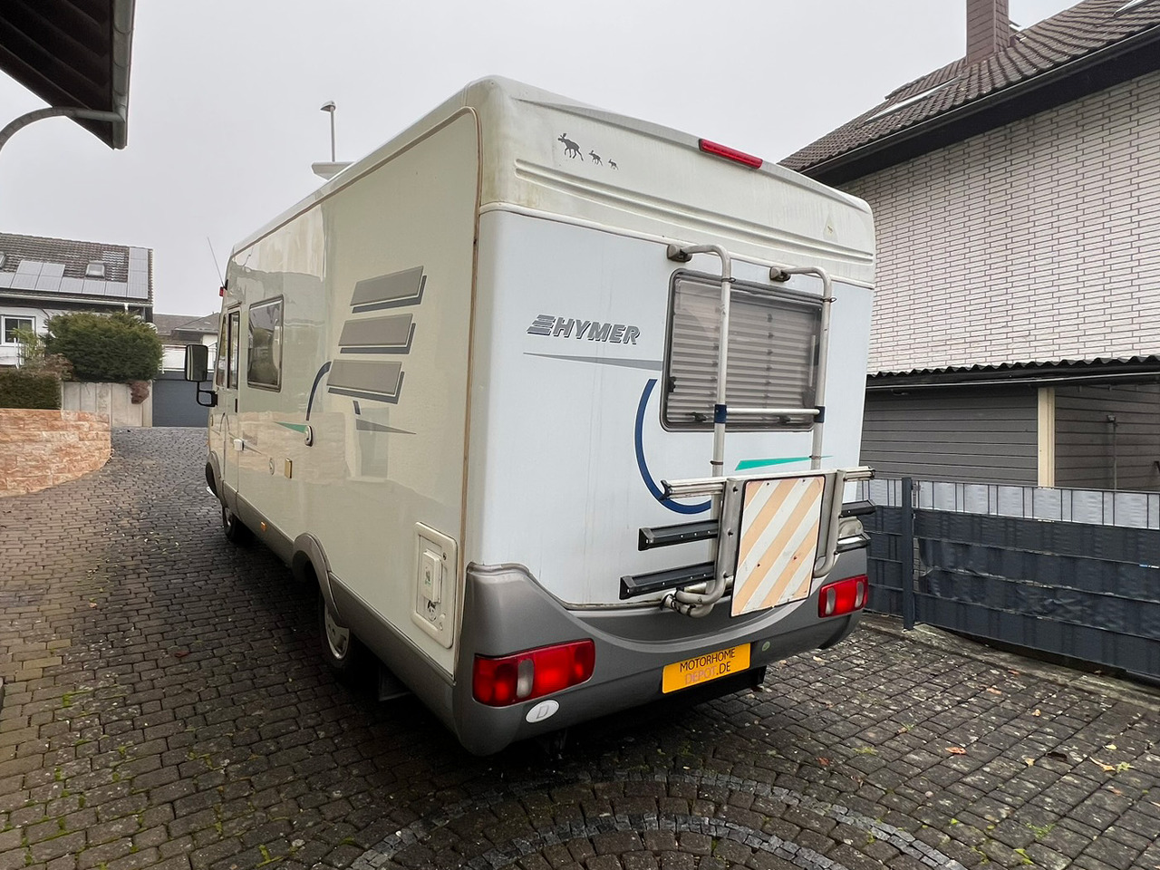 HYMER / ERIBA B-Klasse 574 incl. Hubbett - Markise - 3,85 to - Integrisani kamper: slika 2 HYMER / ERIBA B-Klasse 574 incl. Hubbett - Markise - 3,85 to - Integrisani kamper: slika 2