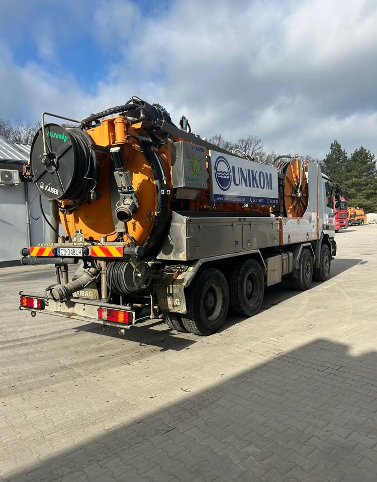 Mercedes-Benz ACTROS 3243 KAISER AQUASTER WUKO - Vakuumska cisterna: slika 4 Mercedes-Benz ACTROS 3243 KAISER AQUASTER WUKO - Vakuumska cisterna: slika 4