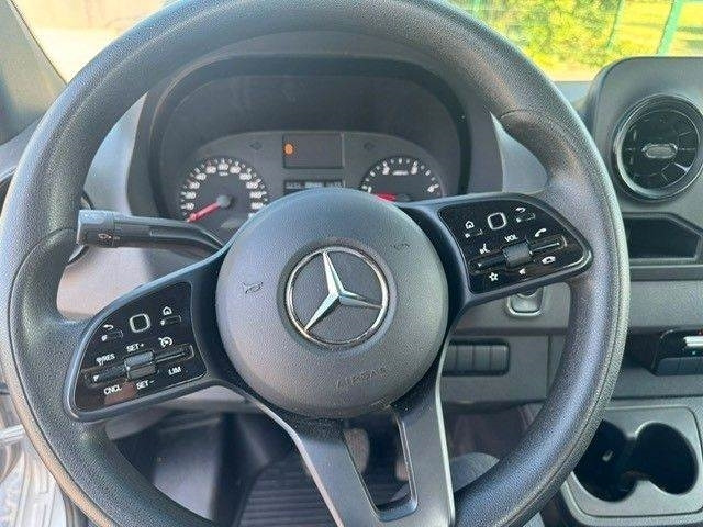 Mercedes-Benz 319 CDI - Dostavno vozilo s ravnom platformom: slika 5 Mercedes-Benz 319 CDI - Dostavno vozilo s ravnom platformom: slika 5