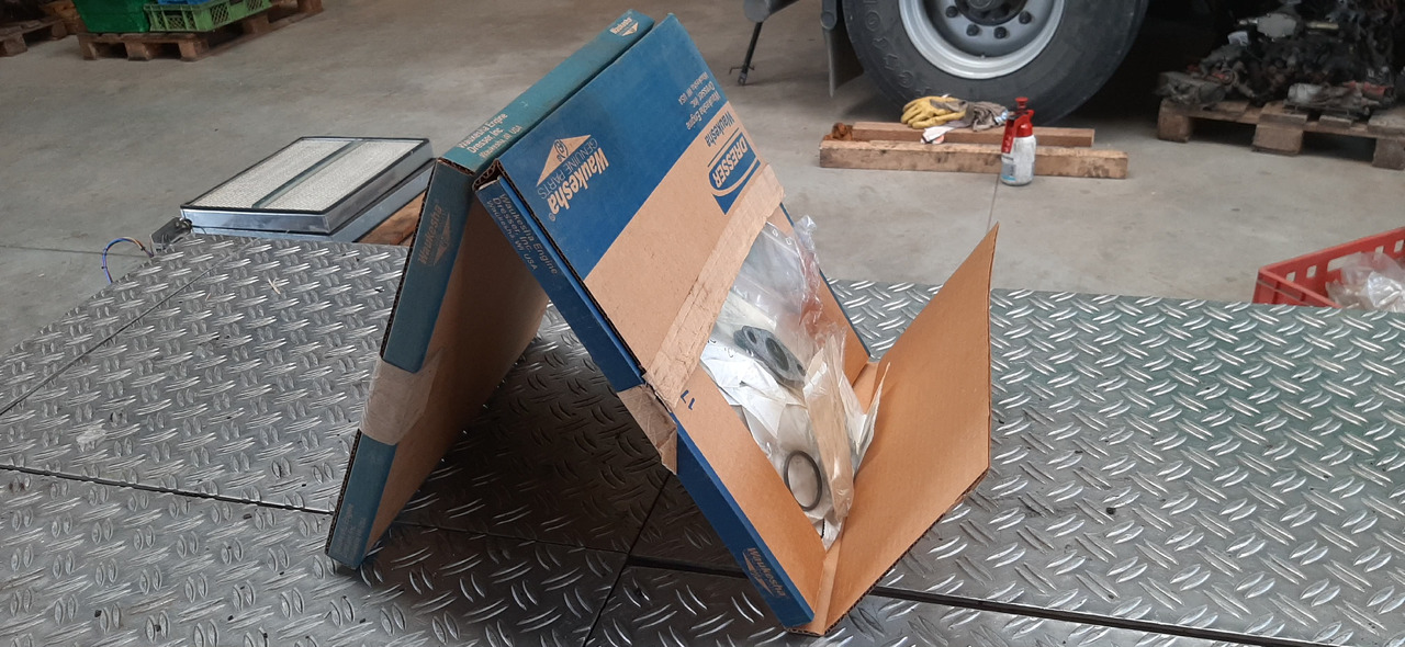 Neuwertige diverse Dichtungssätze, für Waukesha Gasmotor, Artikel - Nr. : 81.99999 - 9999 - Zaptivka motora za Kamion: slika 5 Neuwertige diverse Dichtungssätze, für Waukesha Gasmotor, Artikel - Nr. : 81.99999 - 9999 - Zaptivka motora za Kamion: slika 5