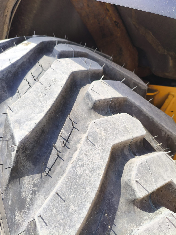 JCB 4CX - Bager utovarivač: slika 5 JCB 4CX - Bager utovarivač: slika 5