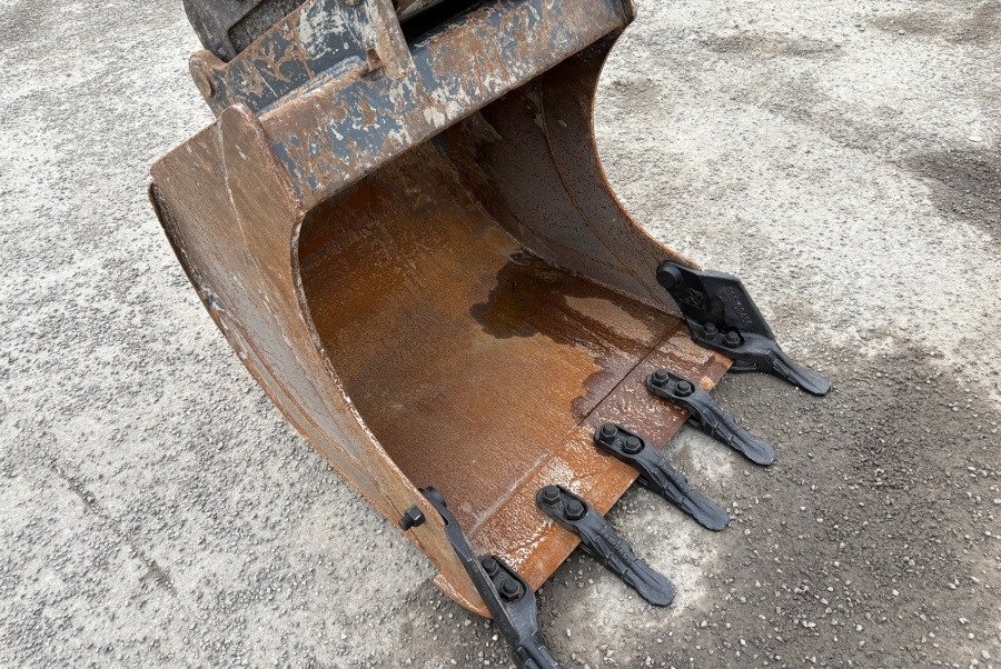 VOLVO ECR88D - Mini bager: slika 4 VOLVO ECR88D - Mini bager: slika 4