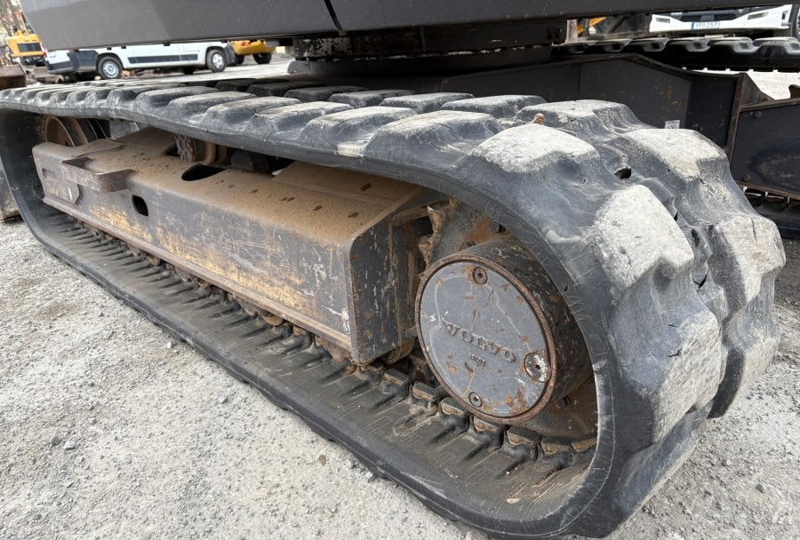 VOLVO ECR88D - Mini bager: slika 3 VOLVO ECR88D - Mini bager: slika 3