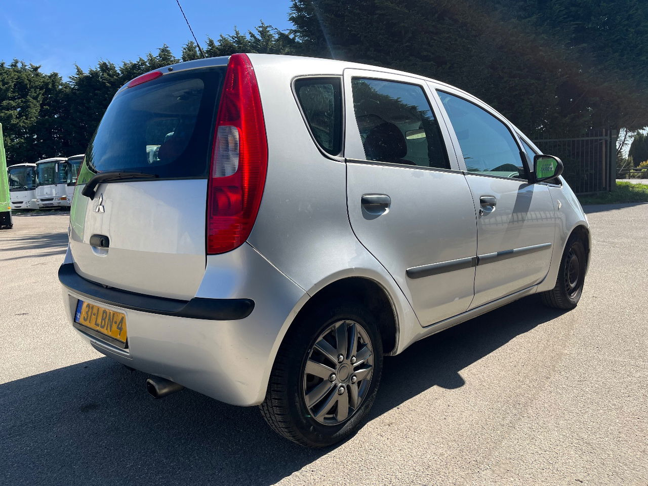 Mitsubishi Colt 1.3 Airco - Automobil: slika 3 Mitsubishi Colt 1.3 Airco - Automobil: slika 3