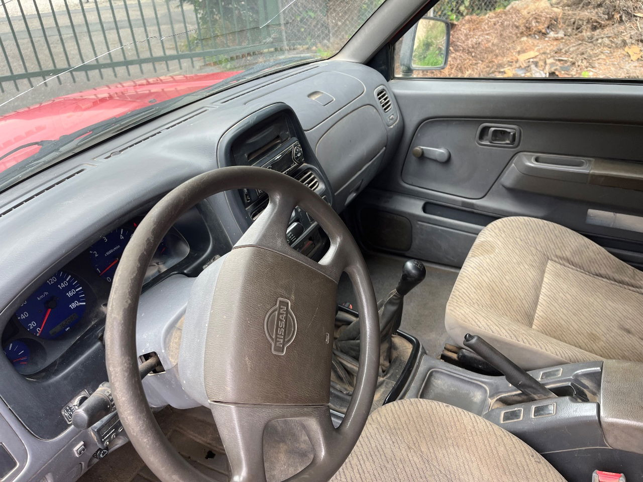 Nissan 4x4 - Pikap: slika 5 Nissan 4x4 - Pikap: slika 5