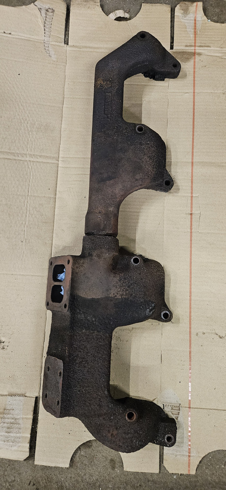 John deere R86029 - Izduvna grana: slika 1 John deere R86029 - Izduvna grana: slika 1