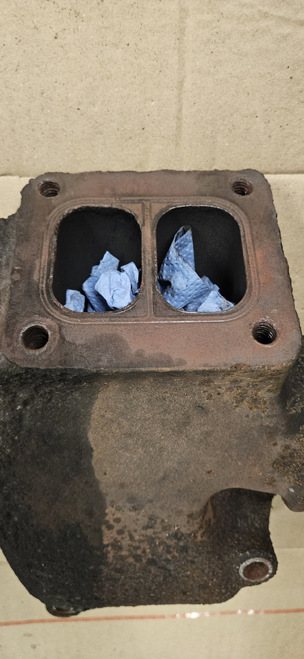 John deere R86029 - Izduvna grana: slika 2 John deere R86029 - Izduvna grana: slika 2