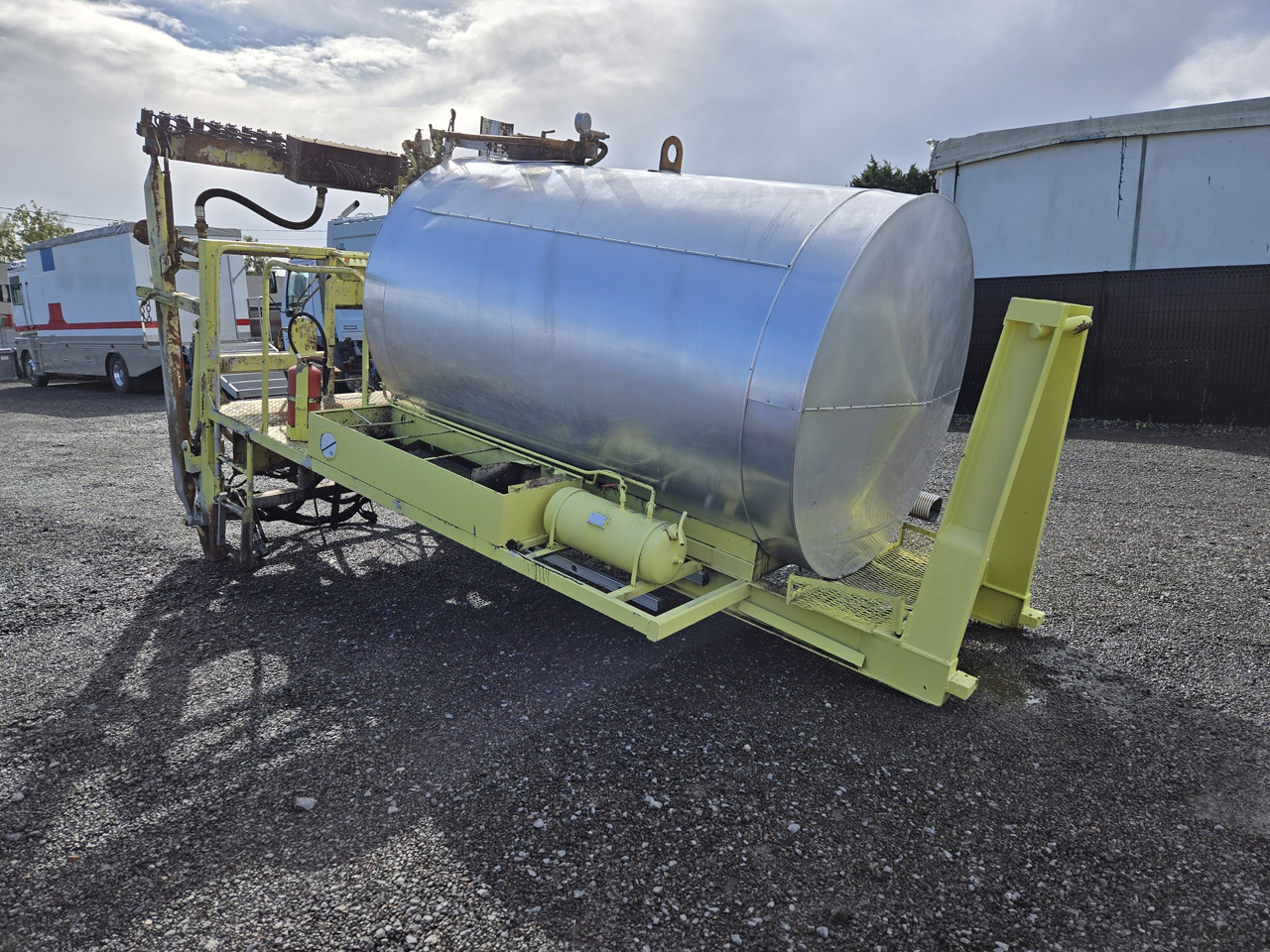 RINCHEVAL SECMAIR MAUGUIN - Prskalica bitu-emulzije: slika 2 RINCHEVAL SECMAIR MAUGUIN - Prskalica bitu-emulzije: slika 2