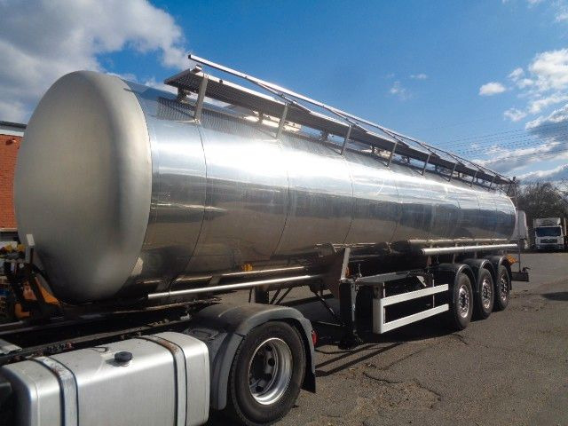 Lebensmitteltank - Poluprikolica cisterna, Oprema za mužu: slika 1 Lebensmitteltank - Poluprikolica cisterna, Oprema za mužu: slika 1