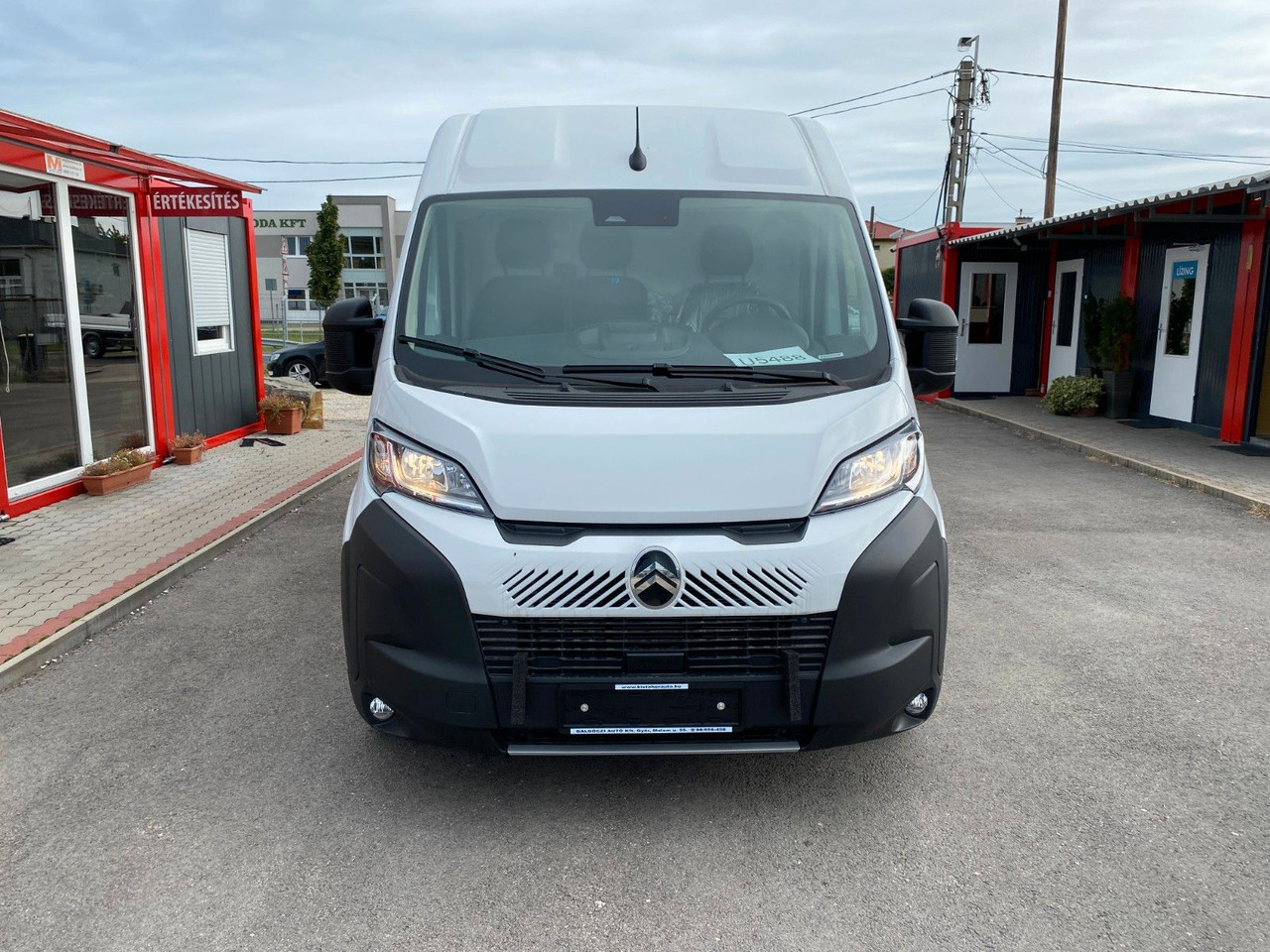 Citroën Jumper Kasten Hochraum 35 L4H2 Heavy BlueHDi 180 - Dostavno vozilo hladnjača: slika 2 Citroën Jumper Kasten Hochraum 35 L4H2 Heavy BlueHDi 180 - Dostavno vozilo hladnjača: slika 2