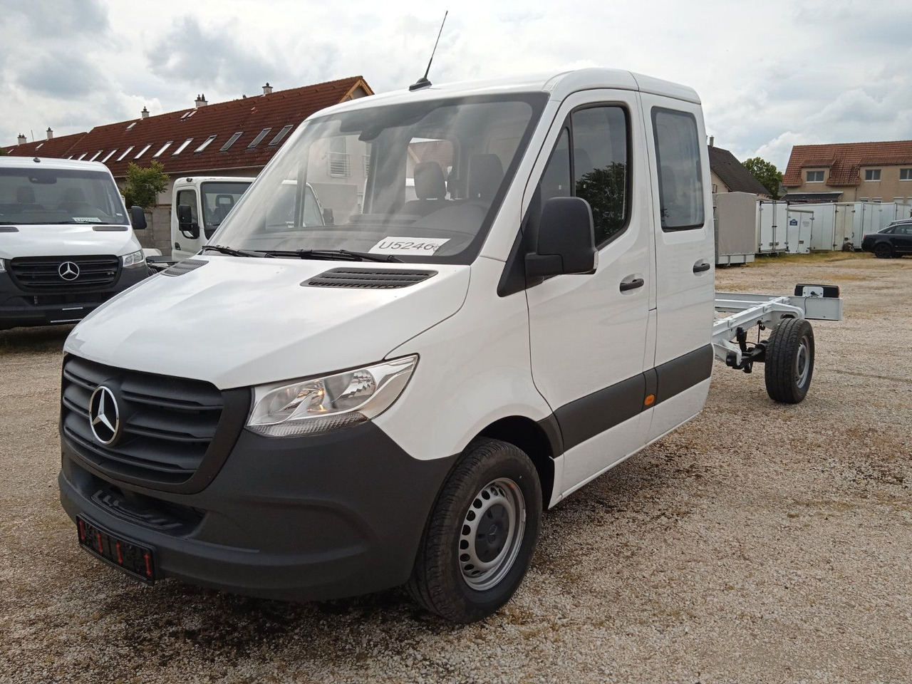 Mercedes-Benz 317 CDI Doka Pritsche - Dostavno vozilo s ravnom platformom, Dostavno vozilo sa duplom kabinom: slika 1 Mercedes-Benz 317 CDI Doka Pritsche - Dostavno vozilo s ravnom platformom, Dostavno vozilo sa duplom kabinom: slika 1