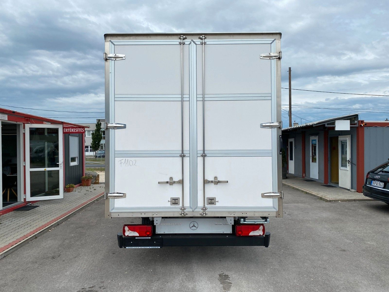 Mercedes-Benz Sprinter 319 Koffer - Dostavno vozilo sa zatvorenim sandukom: slika 5 Mercedes-Benz Sprinter 319 Koffer - Dostavno vozilo sa zatvorenim sandukom: slika 5