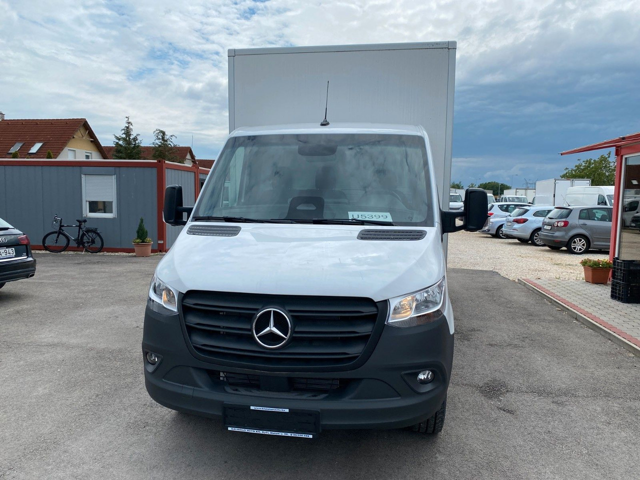 Mercedes-Benz Sprinter 319 Koffer - Dostavno vozilo sa zatvorenim sandukom: slika 2 Mercedes-Benz Sprinter 319 Koffer - Dostavno vozilo sa zatvorenim sandukom: slika 2