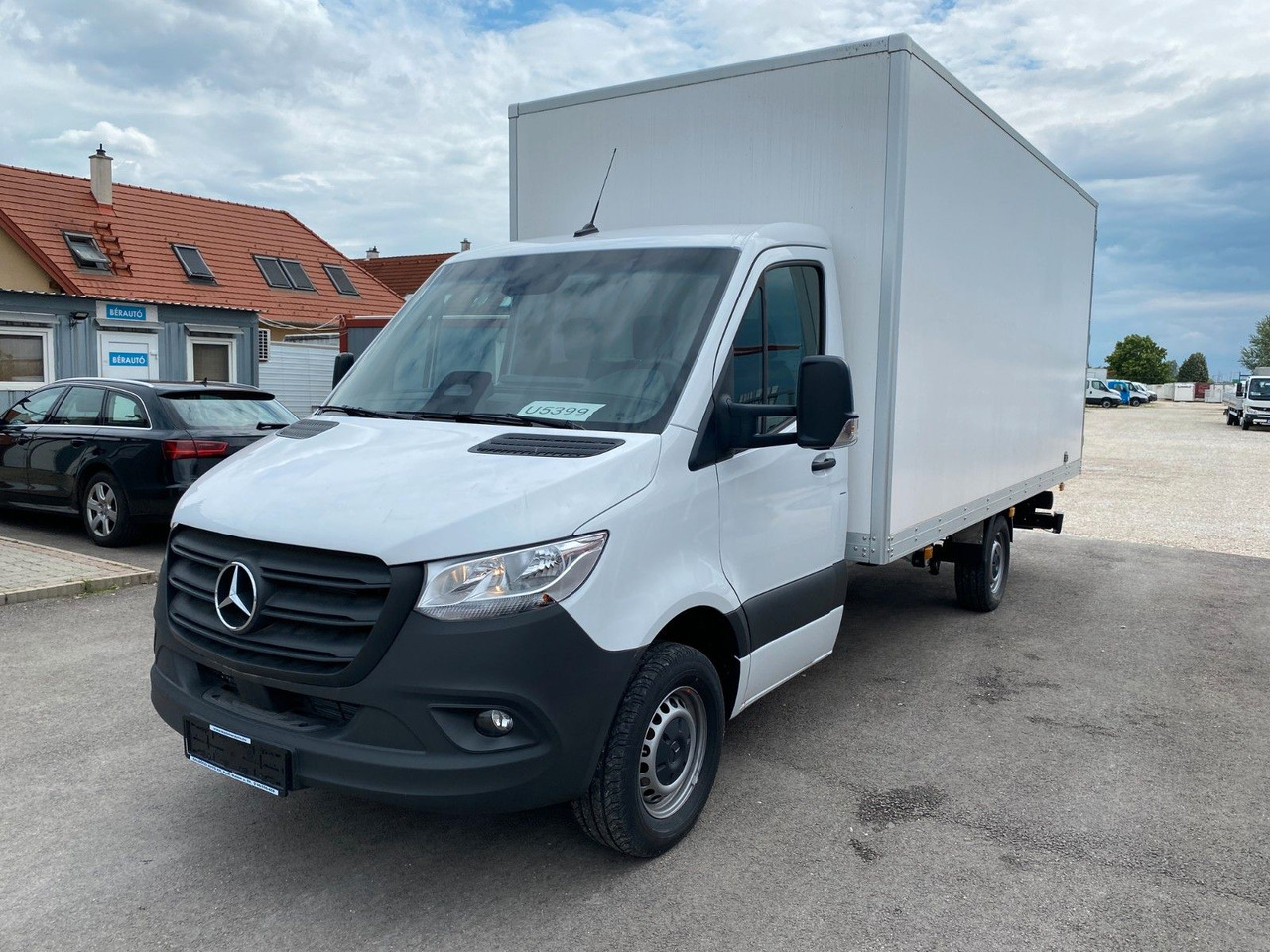Mercedes-Benz Sprinter 319 Koffer - Dostavno vozilo sa zatvorenim sandukom: slika 1 Mercedes-Benz Sprinter 319 Koffer - Dostavno vozilo sa zatvorenim sandukom: slika 1