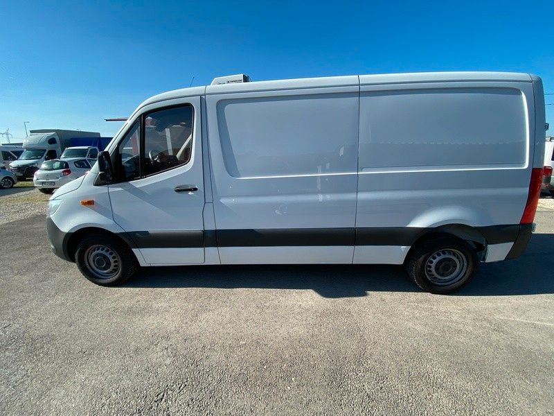 Mercedes-Benz Sprinter III Kasten FWD 211/215 CDI FWD L2 - Dostavno vozilo hladnjača: slika 3 Mercedes-Benz Sprinter III Kasten FWD 211/215 CDI FWD L2 - Dostavno vozilo hladnjača: slika 3