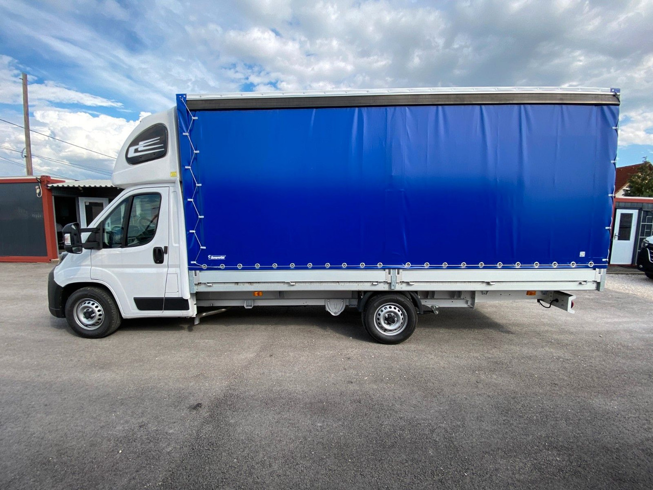 Peugeot BOXER CHC L4 HEAVY PRITSCHE+PLANE+SCHLAFKABINE - Dostavno vozilo sa ceradom: slika 3 Peugeot BOXER CHC L4 HEAVY PRITSCHE+PLANE+SCHLAFKABINE - Dostavno vozilo sa ceradom: slika 3