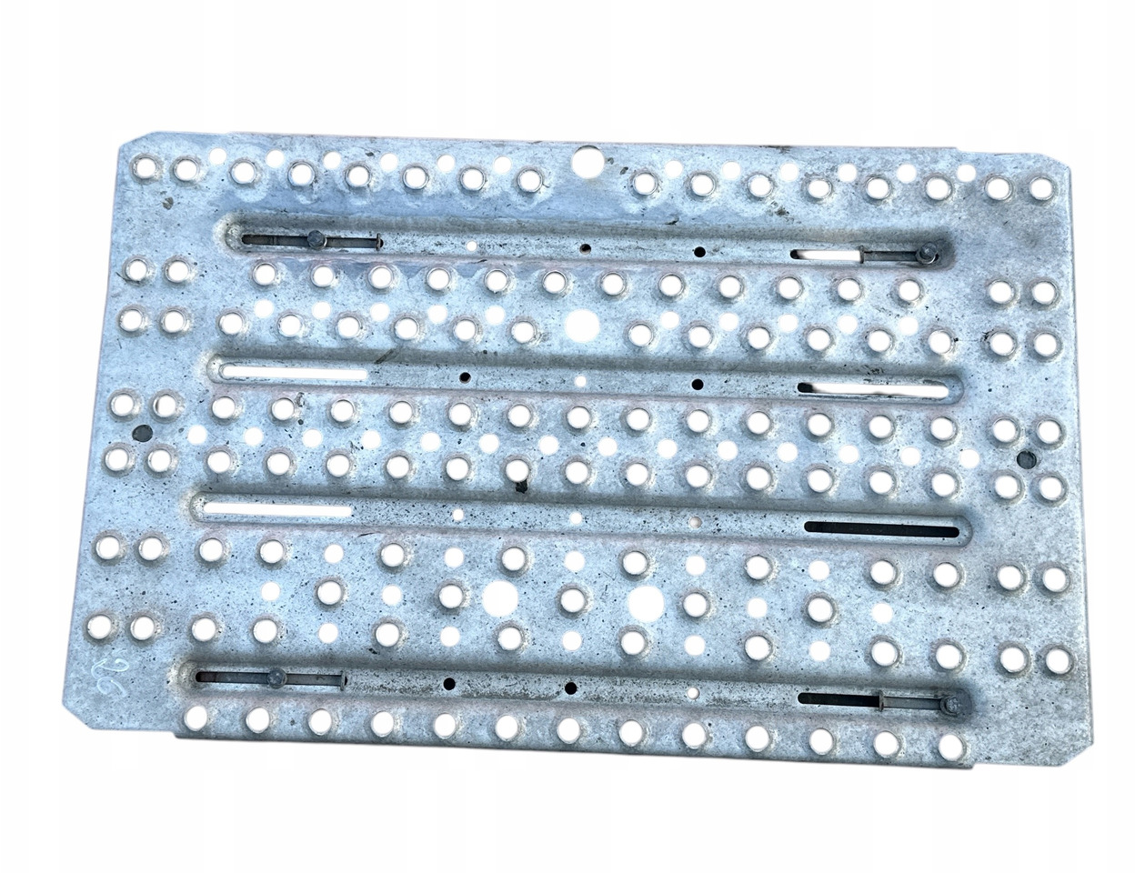 PODEST NA RAME SCANIA S R NTG - Prag za Kamion: slika 1 PODEST NA RAME SCANIA S R NTG - Prag za Kamion: slika 1