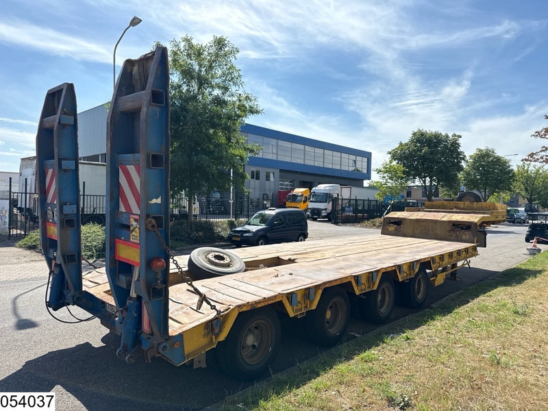 ACTM Lowbed 70.000 KG, 2,5mtr + 2x 0,35 mtr - Niska poluprikolica za prevoz: slika 3 ACTM Lowbed 70.000 KG, 2,5mtr + 2x 0,35 mtr - Niska poluprikolica za prevoz: slika 3
