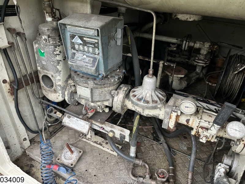 Poluprikolica cisterna Guhur Gas 49300 liter, LPG GPL Butane gas, 1 Comp: slika 7