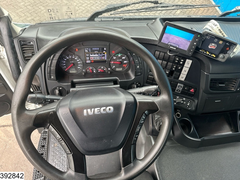 Kamion sa tovarnim sandukom, Kamion sa dizalicom Iveco X-Way 360 6x4, EURO 6. Palfinger, Remote: slika 10 Kamion sa tovarnim sandukom, Kamion sa dizalicom Iveco X-Way 360 6x4, EURO 6. Palfinger, Remote: slika 10