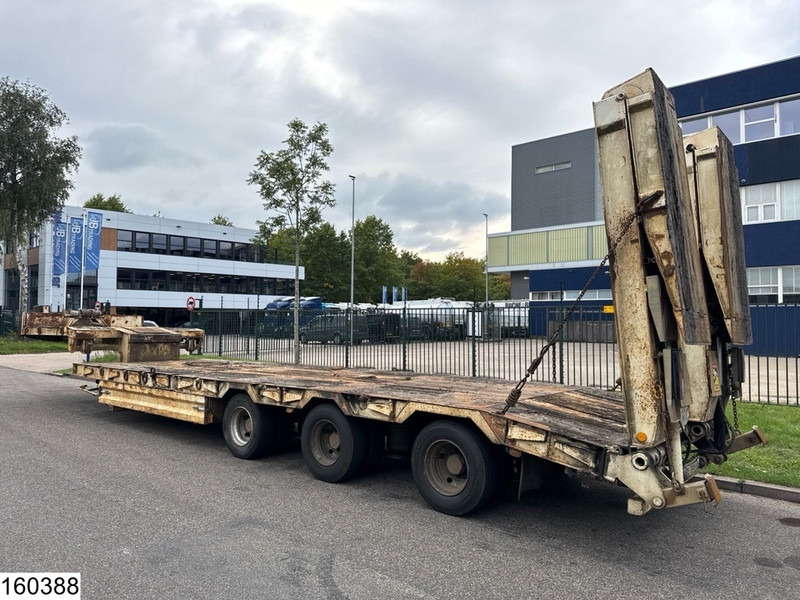 Louault Lowbed 34,000 kg, Steering axle, Hydraulic, Winch - Niska poluprikolica za prevoz: slika 3 Louault Lowbed 34,000 kg, Steering axle, Hydraulic, Winch - Niska poluprikolica za prevoz: slika 3