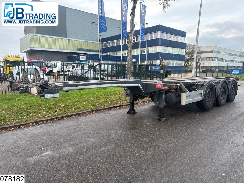 Pacton Container 20 / 30 / 40 / 45 ft, Extendable - Poluprikolica za prevoz kontejnera/ Poluprikolica sa promenjivim sandukom: slika 1 Pacton Container 20 / 30 / 40 / 45 ft, Extendable - Poluprikolica za prevoz kontejnera/ Poluprikolica sa promenjivim sandukom: slika 1