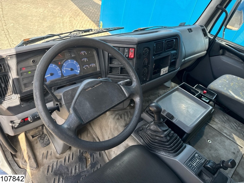Renault Premium 270 20416 LITER, LPG GPL, Gas tank, Steel suspension - Kamion cisterna: slika 5 Renault Premium 270 20416 LITER, LPG GPL, Gas tank, Steel suspension - Kamion cisterna: slika 5