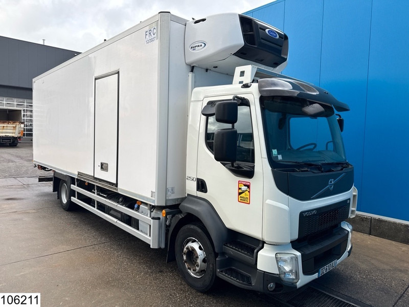 Volvo FL 250 EURO 6, Carrier, Meat hanging rails - Hladnjača: slika 3 Volvo FL 250 EURO 6, Carrier, Meat hanging rails - Hladnjača: slika 3