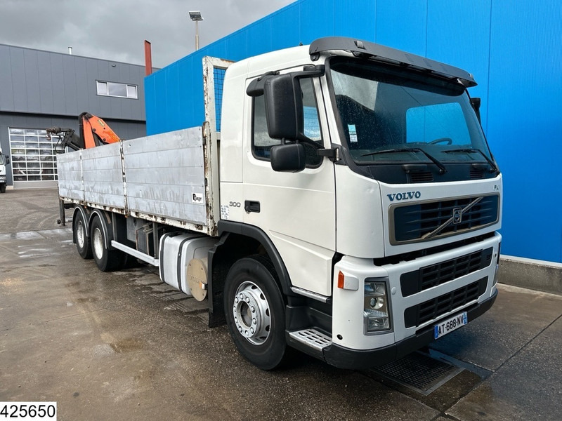 Volvo FM 300 6 X 2, Manual, Steel suspension, Palfinger - Kamion sa tovarnim sandukom, Kamion sa dizalicom: slika 3 Volvo FM 300 6 X 2, Manual, Steel suspension, Palfinger - Kamion sa tovarnim sandukom, Kamion sa dizalicom: slika 3