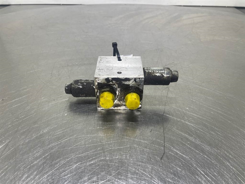 Ahlmann AZ6-4195590A-LT-35C18.0-Valve/Doppelschockventil - Hidraulika za Građevinska mašina: slika 1 Ahlmann AZ6-4195590A-LT-35C18.0-Valve/Doppelschockventil - Hidraulika za Građevinska mašina: slika 1