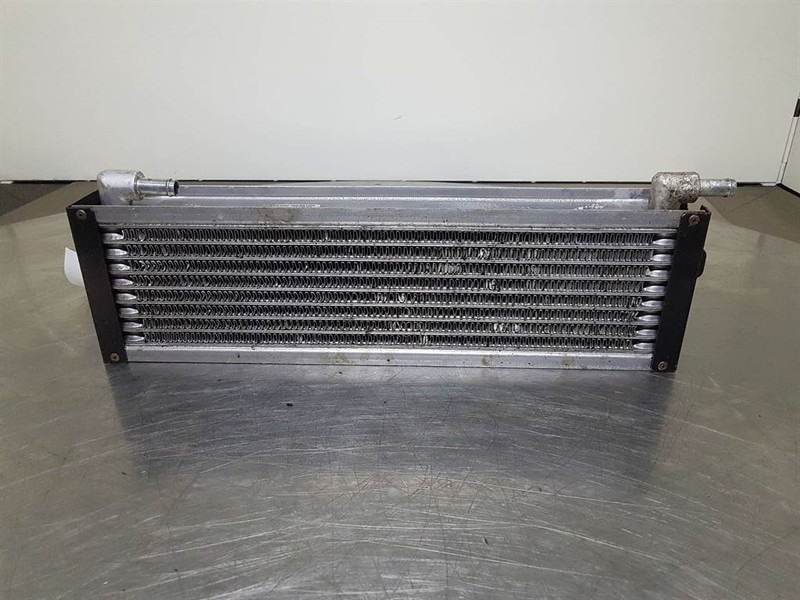 Case 621D-Denso MNY70266601B2C-Airco condenser/koeler - Ram/ Šasija za Građevinska mašina: slika 3 Case 621D-Denso MNY70266601B2C-Airco condenser/koeler - Ram/ Šasija za Građevinska mašina: slika 3