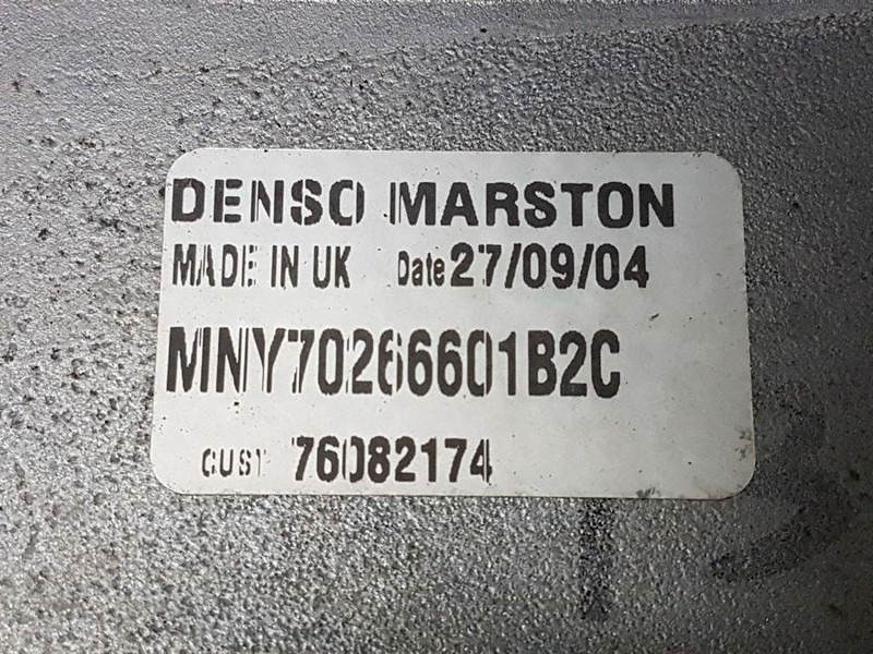 Case 621D-Denso MNY70266601B2C-Airco condenser/koeler - Ram/ Šasija za Građevinska mašina: slika 4 Case 621D-Denso MNY70266601B2C-Airco condenser/koeler - Ram/ Šasija za Građevinska mašina: slika 4