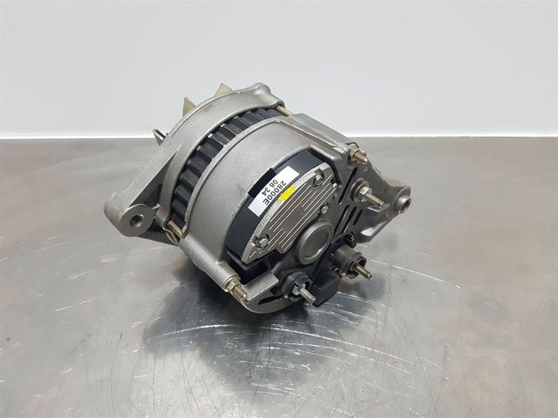 Hitachi 14V 55A-Alternator/Lichtmaschine/Dynamo - Motor za Građevinska mašina: slika 4 Hitachi 14V 55A-Alternator/Lichtmaschine/Dynamo - Motor za Građevinska mašina: slika 4