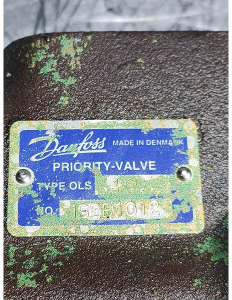 Hitachi W110A-Sauer Danfoss OLS160-152B1012-Priority valve - Hidraulika za Građevinska mašina: slika 4 Hitachi W110A-Sauer Danfoss OLS160-152B1012-Priority valve - Hidraulika za Građevinska mašina: slika 4