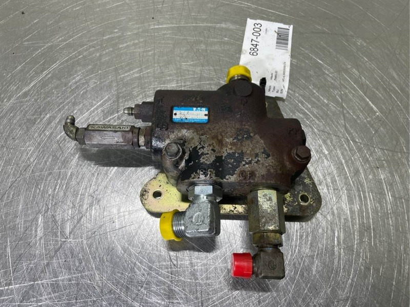 Hitachi ZW95LSD-Eaton 606-9207-002-Valve/Ventile/Ventiel - Hidraulika za Građevinska mašina: slika 1 Hitachi ZW95LSD-Eaton 606-9207-002-Valve/Ventile/Ventiel - Hidraulika za Građevinska mašina: slika 1