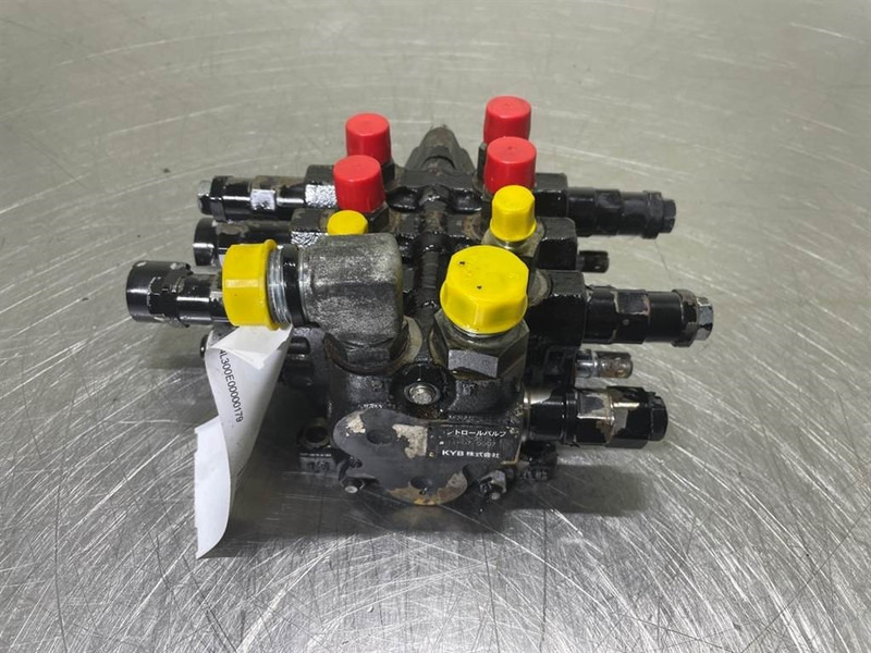 Hitachi ZW95LSD-KYB 00030-30141-Valve/Ventile/Ventiel - Hidraulika za Građevinska mašina: slika 5 Hitachi ZW95LSD-KYB 00030-30141-Valve/Ventile/Ventiel - Hidraulika za Građevinska mašina: slika 5