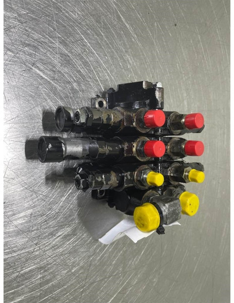 Hitachi ZW95LSD-KYB 00030-30141-Valve/Ventile/Ventiel - Hidraulika za Građevinska mašina: slika 4 Hitachi ZW95LSD-KYB 00030-30141-Valve/Ventile/Ventiel - Hidraulika za Građevinska mašina: slika 4