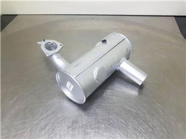 JCB 3CX-993/66200-Wacker Neuson 1000001785-Exhaust - Motor za Građevinska mašina: slika 1 JCB 3CX-993/66200-Wacker Neuson 1000001785-Exhaust - Motor za Građevinska mašina: slika 1