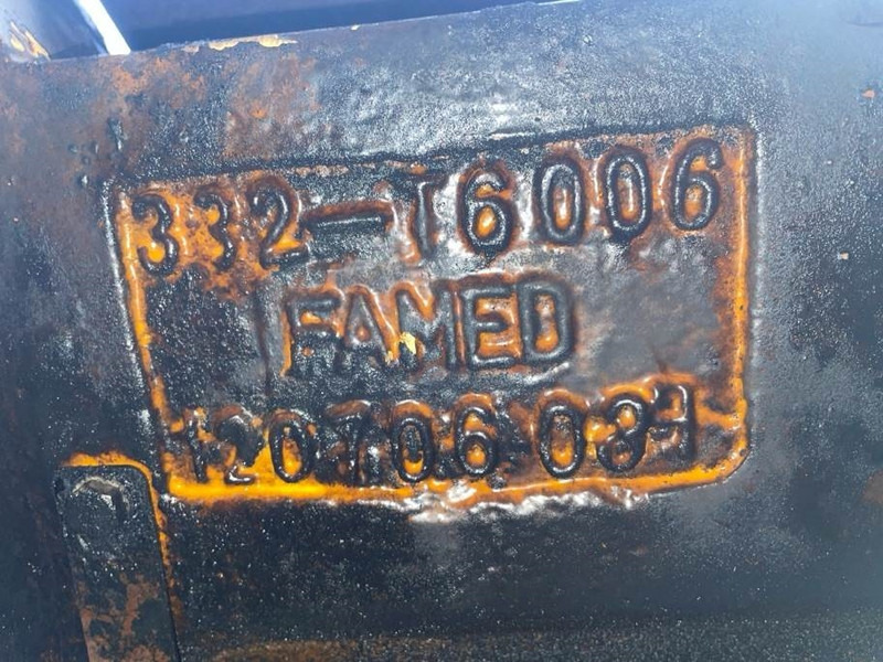JCB TM220-332-T6006-Counterweight/Heckgewicht - Ram/ Šasija za Građevinska mašina: slika 5 JCB TM220-332-T6006-Counterweight/Heckgewicht - Ram/ Šasija za Građevinska mašina: slika 5
