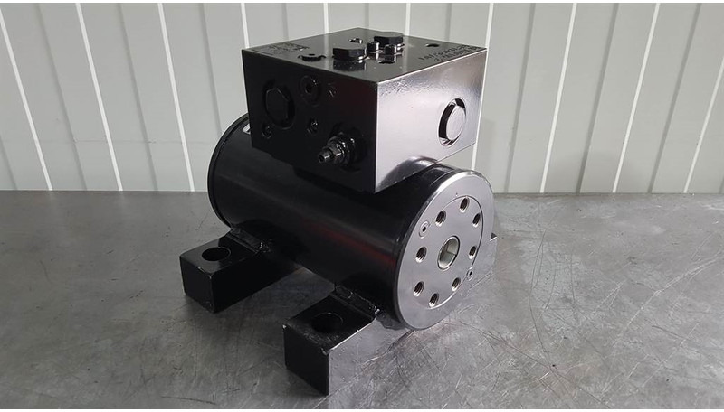 JLG - Helac L20-15-S - Rotary actuator/Drehantrieb - Hidraulika: slika 2 JLG - Helac L20-15-S - Rotary actuator/Drehantrieb - Hidraulika: slika 2