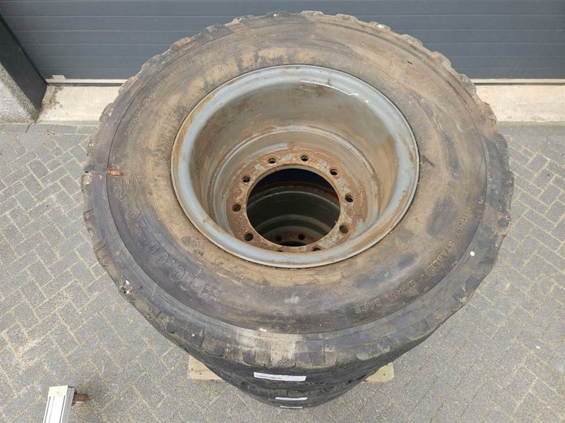 Liebherr 10.00-20 - Tire/Reifen/Band - Gume i felne za Građevinska mašina: slika 4 Liebherr 10.00-20 - Tire/Reifen/Band - Gume i felne za Građevinska mašina: slika 4