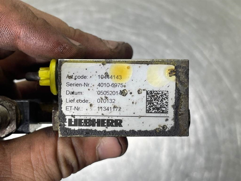 Liebherr L524-10444143 / 11341172-Lubricating system - Ram/ Šasija za Građevinska mašina: slika 5 Liebherr L524-10444143 / 11341172-Lubricating system - Ram/ Šasija za Građevinska mašina: slika 5
