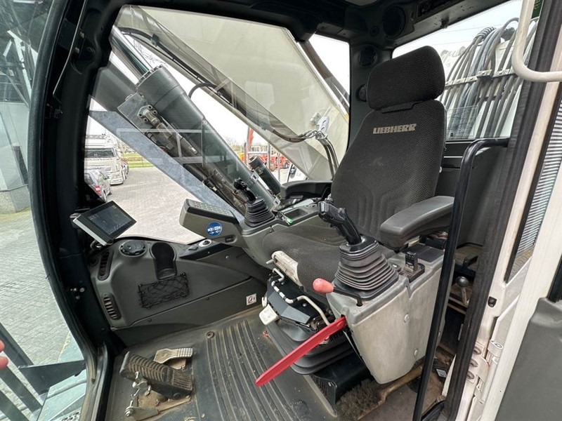 Lizing Liebherr LH 40 M Litronic Material Handler Liebherr LH 40 M Litronic Material Handler: slika 18 Lizing Liebherr LH 40 M Litronic Material Handler Liebherr LH 40 M Litronic Material Handler: slika 18