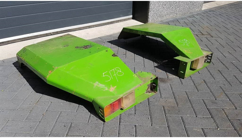 Manitou MT 1237 - Fender/Kotflügel/Spatbord - Blatobran za Građevinska mašina: slika 1 Manitou MT 1237 - Fender/Kotflügel/Spatbord - Blatobran za Građevinska mašina: slika 1
