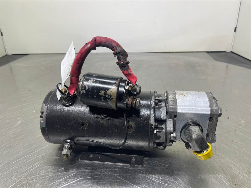 New Holland W110C-84419597-Compact-/steering unit - Hidraulika za Građevinska mašina: slika 4 New Holland W110C-84419597-Compact-/steering unit - Hidraulika za Građevinska mašina: slika 4